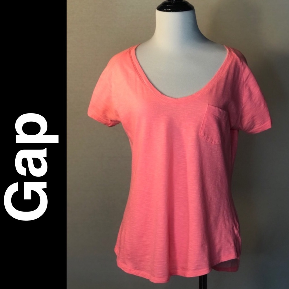 Gap T-Shirt